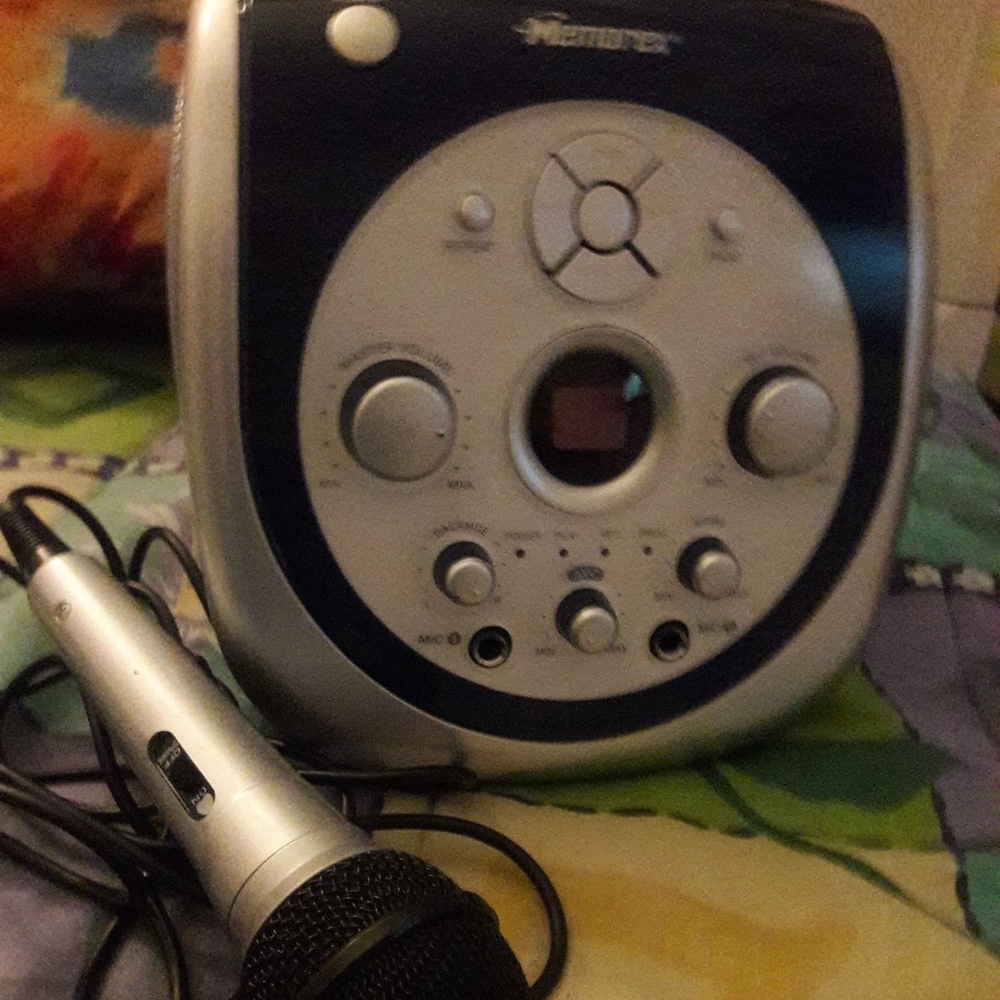 Memorex Karaoke Machine for kids
